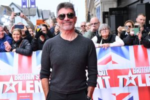 Simon Cowell hat sich an seine herzzerreißende Reaktion auf Liam Paynes Tod erinnert.