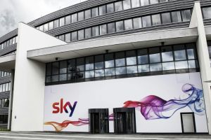 Sky verdoppelt Jahresverlust auf 224 Millionen Pfund trotz stabiler Umsätze