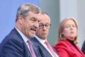Söder, Merz, Bas (Archiv)