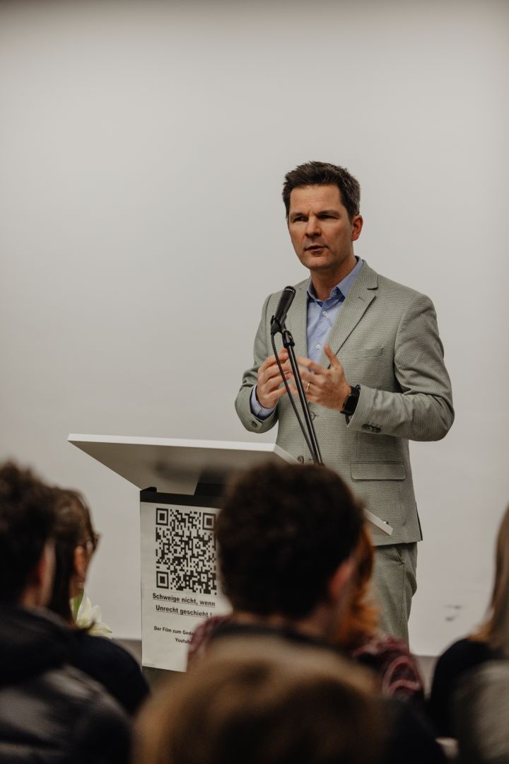 Sophienschule erhält Karl-Heinz Siemer Jugend-Demokratiepreis