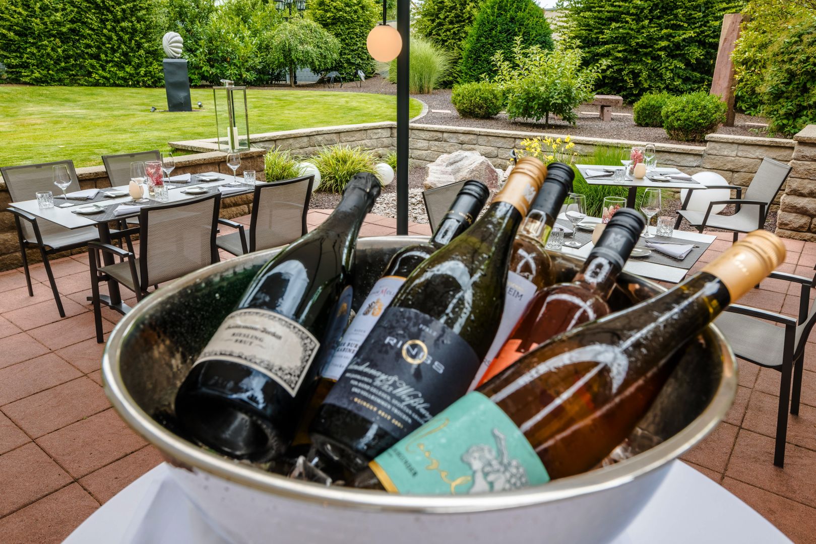 Spargelgenuss und Schlossromantik: Warum Walldorf bei Heidelberg das perfekte Ziel für den nächsten Kurztrip ist