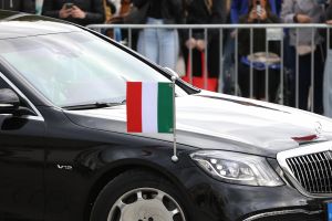 Staatskarosse mit italienischer Fahne (Archiv)