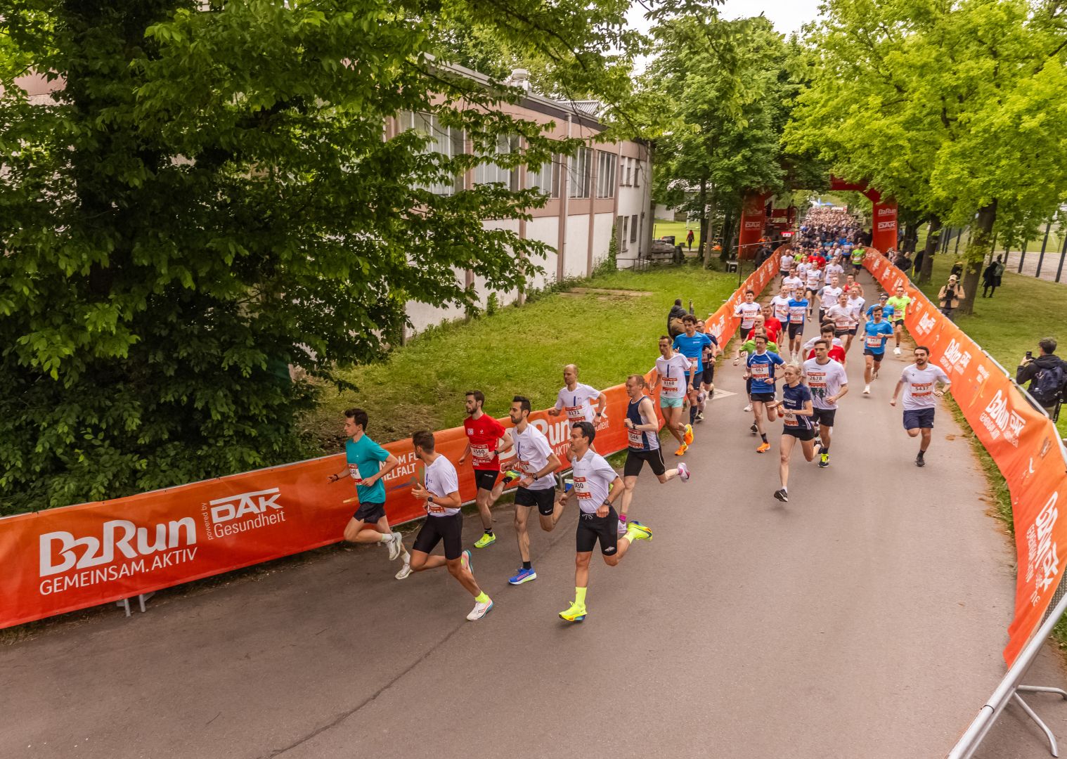 Stadion-Feeling und Team-Spirit: Am 7. Mai 2026 läuft Karlsruhe zur Hochform auf