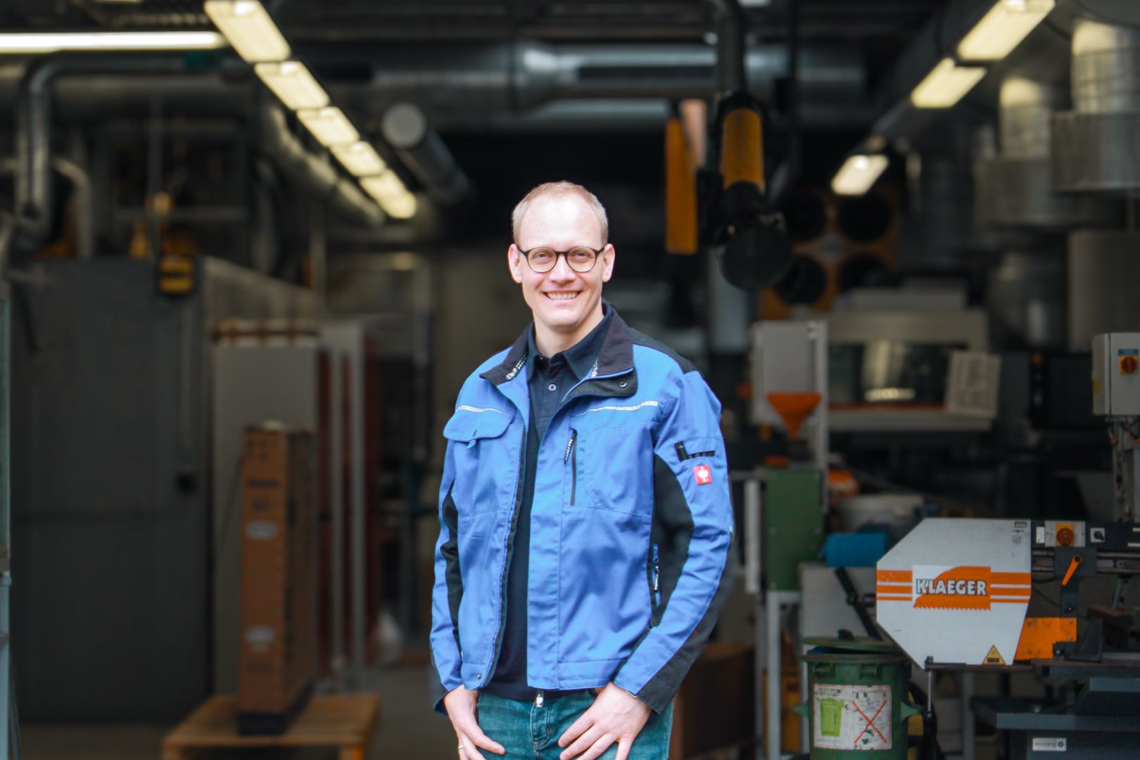 Stahl weiterentwickelt: Aluminium macht Chrom-Nickel-Stähle leichter, fester und korrosionsbeständiger