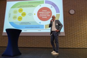 Startschuss für die Zukunftswerkstatt: Hochschule Hannover feiert Kickoff von „DriFT@HsH"