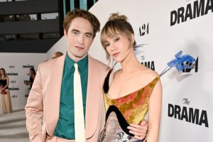 Suki Waterhouse und Robert Pattinson