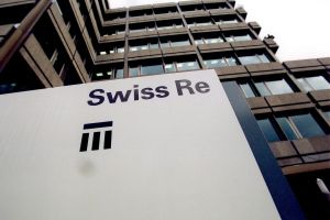 Swiss Re überrascht mit starkem Gewinn – milde Katastrophensaison treibt Ergebnis