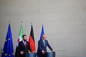 Syriens Übergangspräsident Ahmed al-Scharaa besucht Berlin