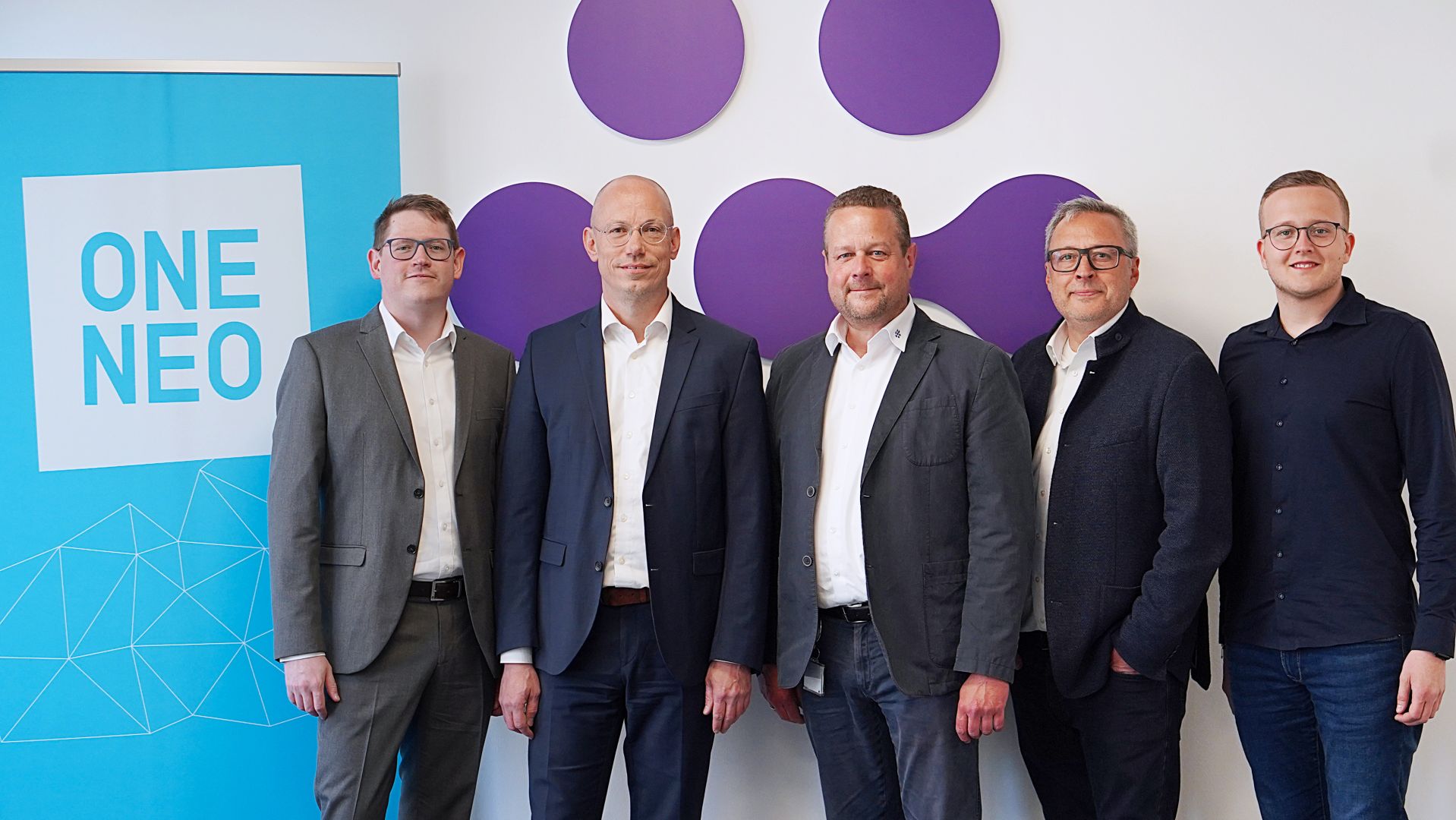 Telekommunikationslösung aus einer Hand: ONENEO und Gamma stärken Partnerschaft im Voice-Bereich