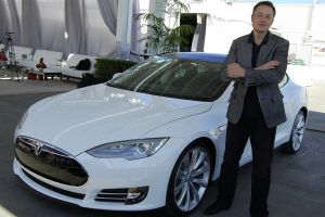 Tesla belohnt Musk mit neuem Aktienpaket – Verwaltungsrat reagiert auf Abwanderungsdrohung des CEOs