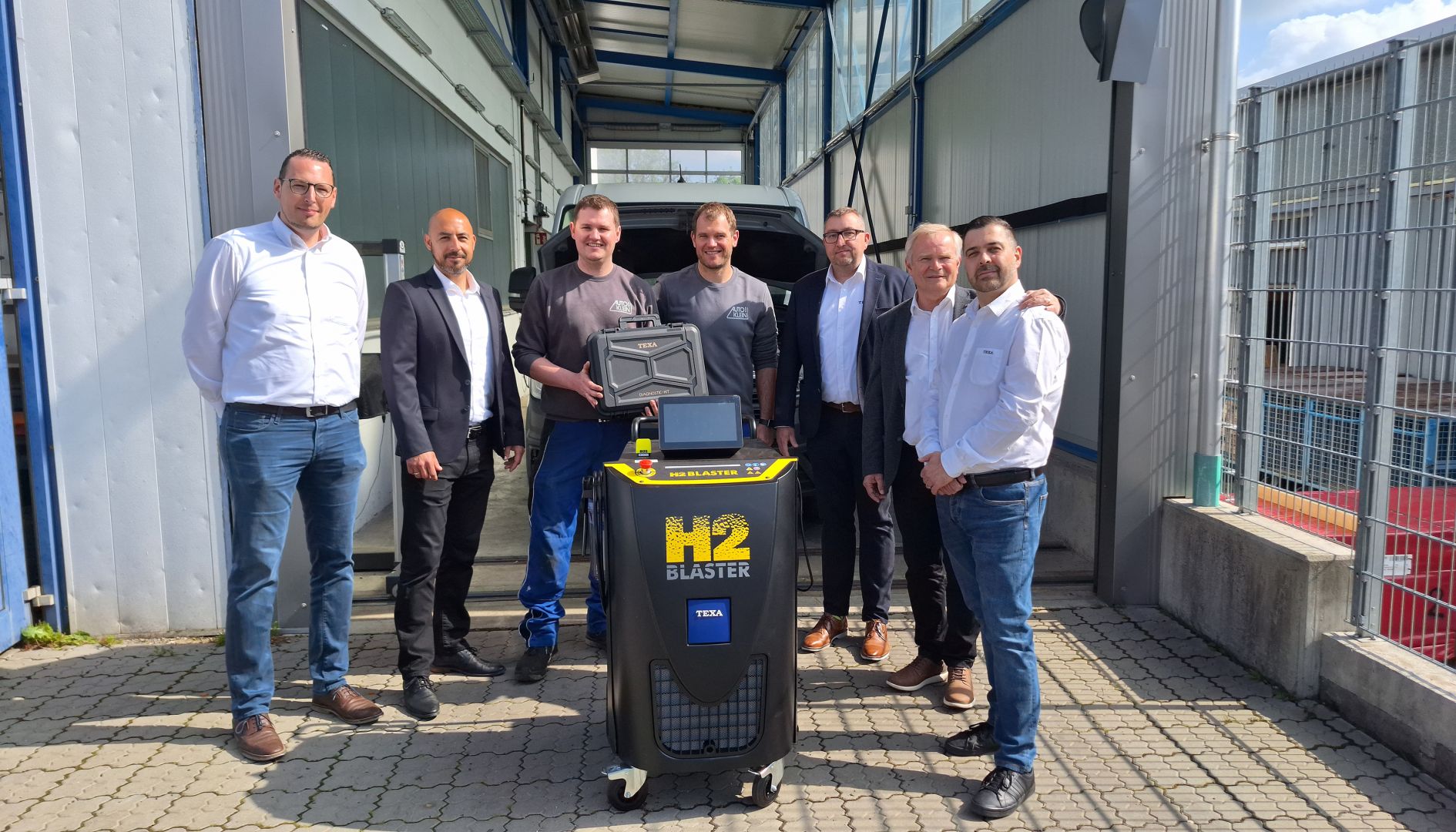 TEXA Deutschland liefert den 1000. H2-Blaster aus