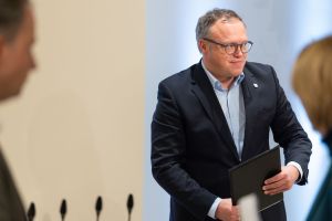 Thüringer Ministerpräsident Voigt soll Doktortitel verlieren