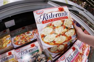 Tiefkühlpizza auf Rekordkurs – warum Salami aus dem Eisfach plötzlich Luxus ist