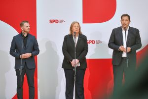 Tim Klüssendorf, Bärbel Bas, Lars Klingbeil am 12.05.2025