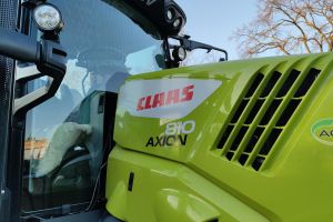 Traktor von Claas (Archiv)