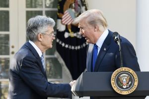 Trump attackiert Fed-Chef Powell erneut – und bringt Entlassung ins Spiel