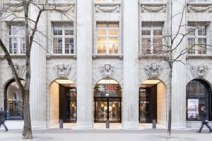 UBS schlägt Obergrenze für Investmentbank vor, um Kapitalanforderungen abzumildern
