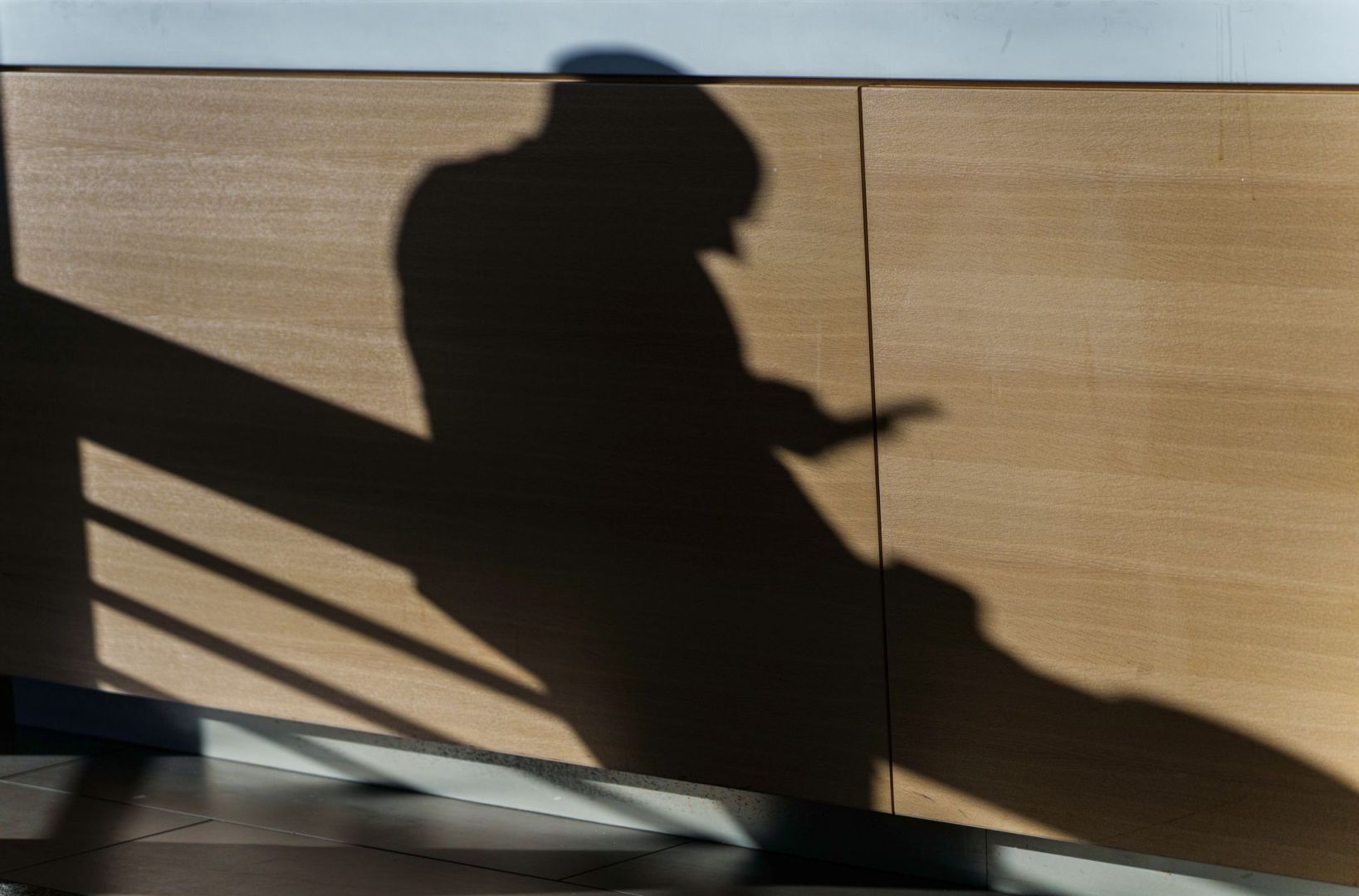 Umfrage: Mehrheit checkt stündlich das Handy