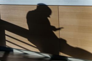 Umfrage: Mehrheit checkt stündlich das Handy
