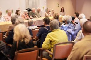 „Und der Frühling kam trotzdem“ – Eine Matinée voller Erinnerungen, Poesie und leiser Kraft