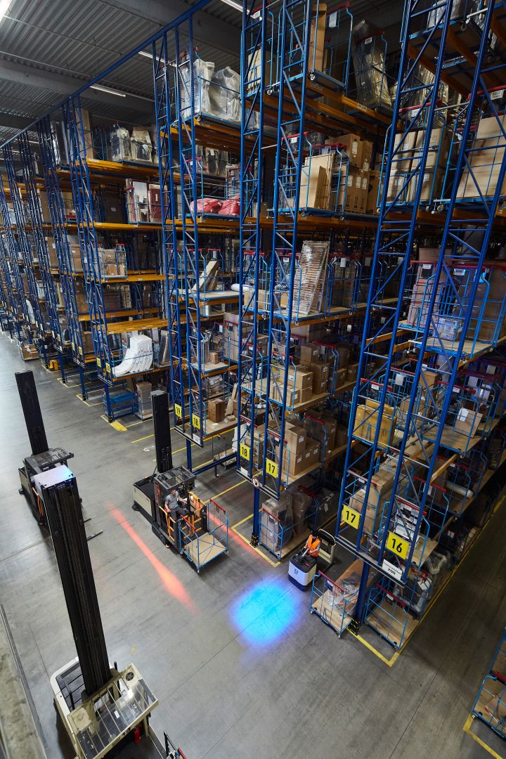 Unfälle im Lager: Warum gute Sicht ein zentraler Sicherheitsfaktor ist