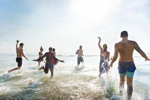 Unfallfrei durch den Badesommer: Experte aus dem Klinikum Karlsruhe gibt Tipps