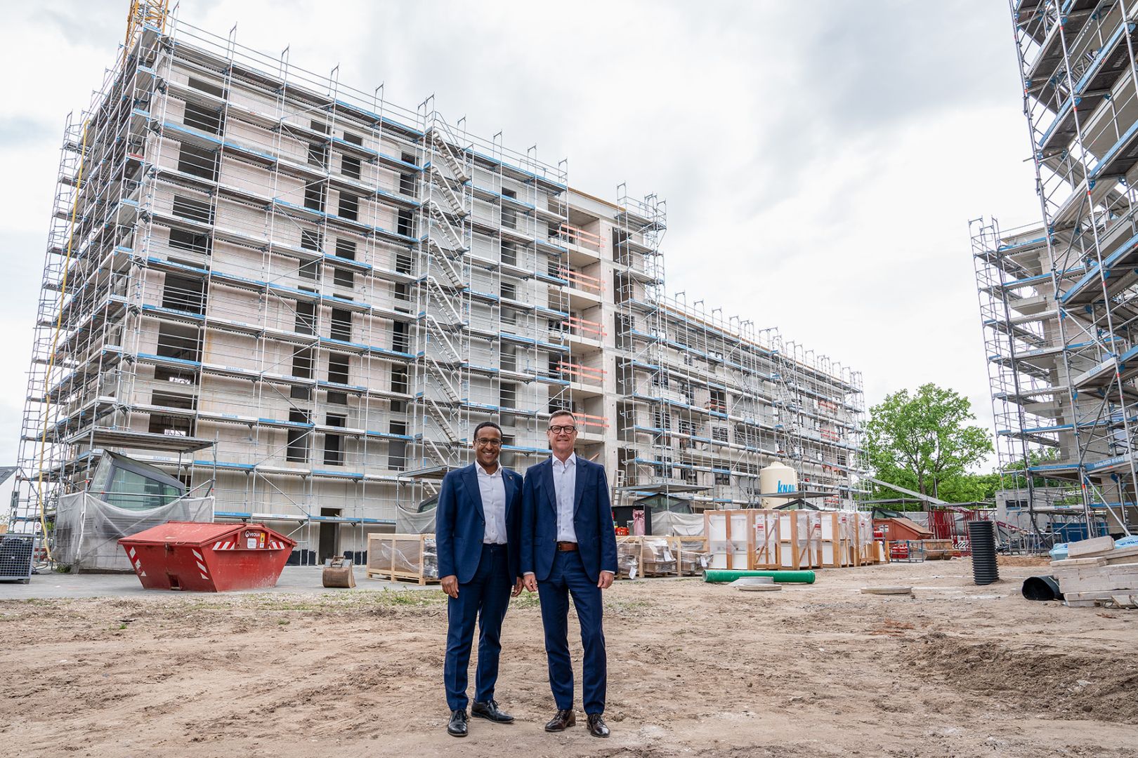Urbanes Zentrum Züricher Straße: 181 Wohnungen, Gewerbe und Kindertagesstätte nehmen sichtbar Gestalt an