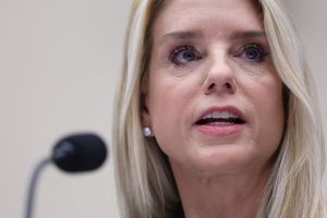 US-Justizministerin Bondi sagt bei Anhörung aus