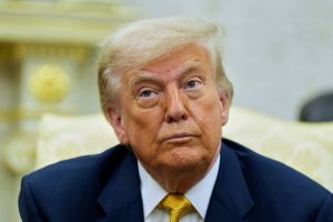 US-Präsident Trump begrüßt Kronprinz von Bahrain
