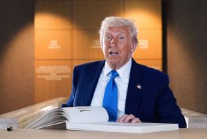 US-Präsident Trump im Nahen Osten - Abu Dhabi