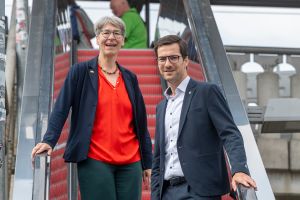VAG hat alle Aufzüge und Rolltreppen an der Stadtbahnbrücke erneuert