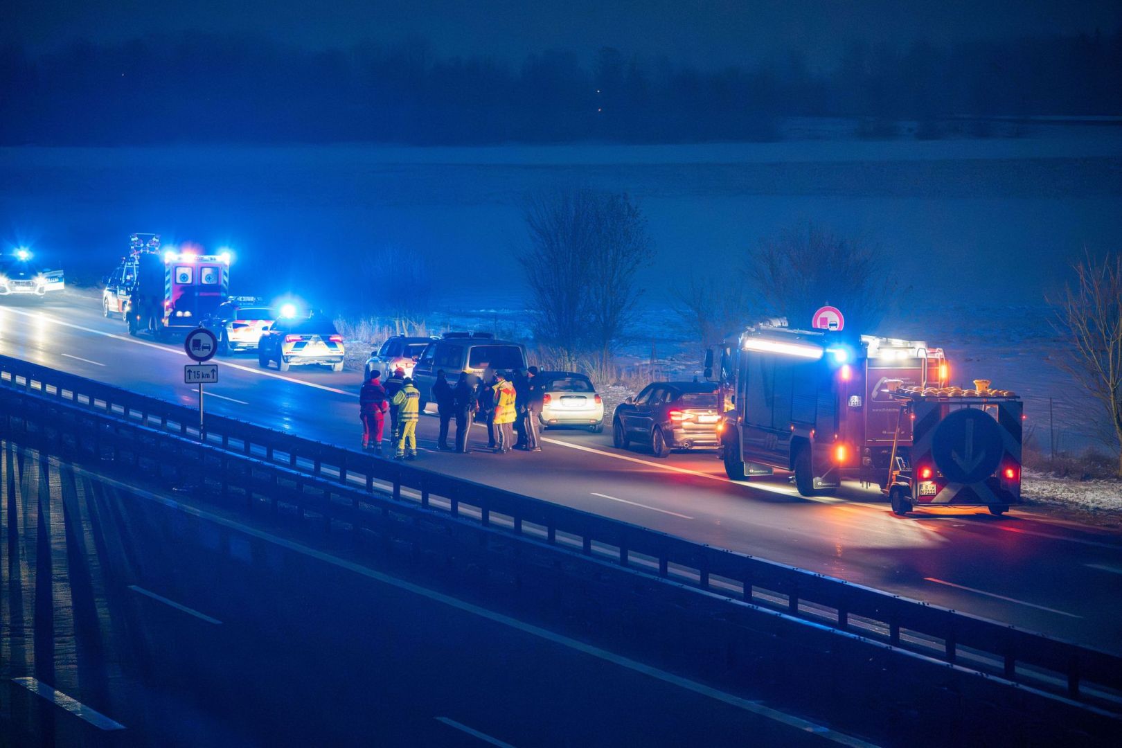 Verdacht auf Sprengstoff - A3 gesperrt