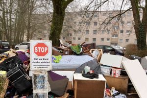 Verwahrloste Republik – Wie wir unseren öffentlichen Raum verspielen