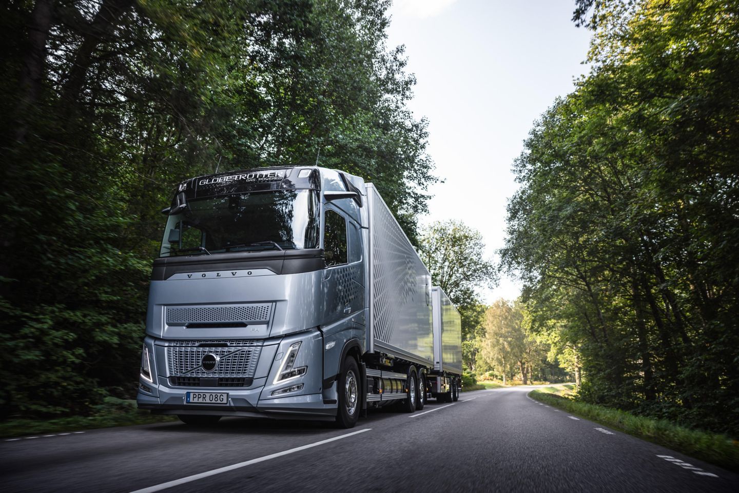 Volvo führt den Markt für schwere Lkw in Europa an