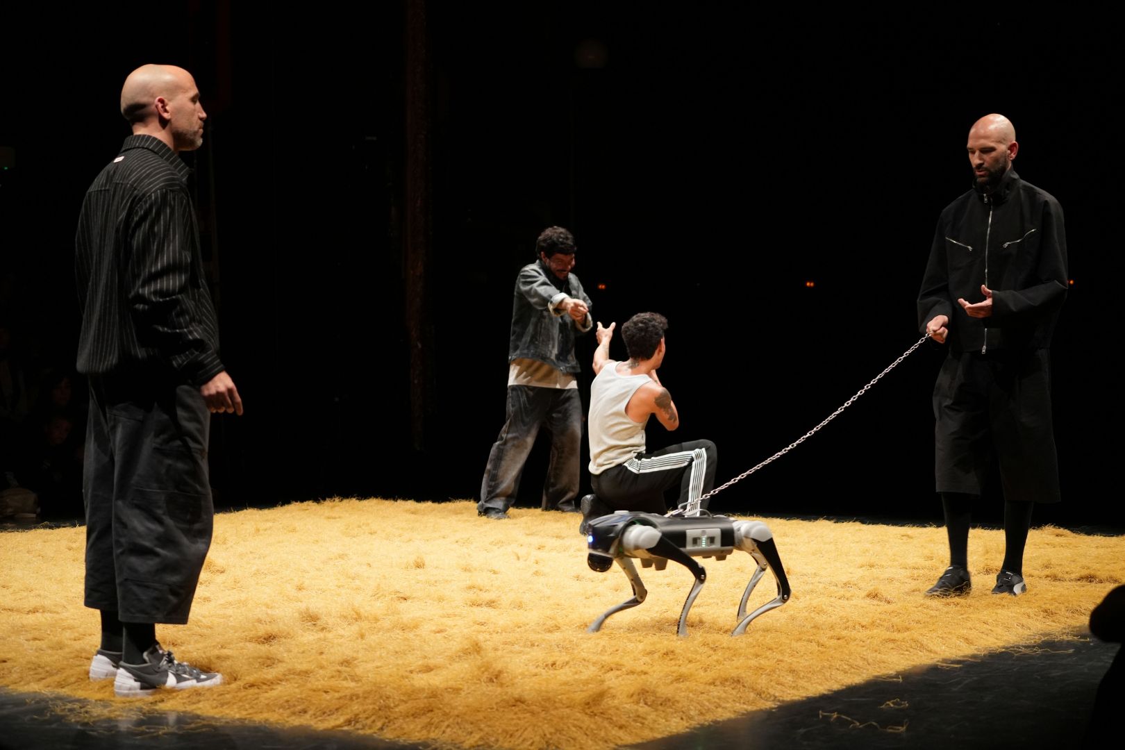 Von träumenden Maschinen und KI-Doppelgängern