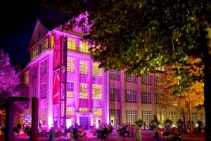 Vorfreude auf die KAMUNA Karlsruher Museumsnacht 2025: Der Vorverkauf startet am 23. Juni