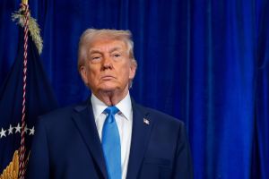 Warum Amerikas mächtigste CEOs vor Trump im Staub kriechen