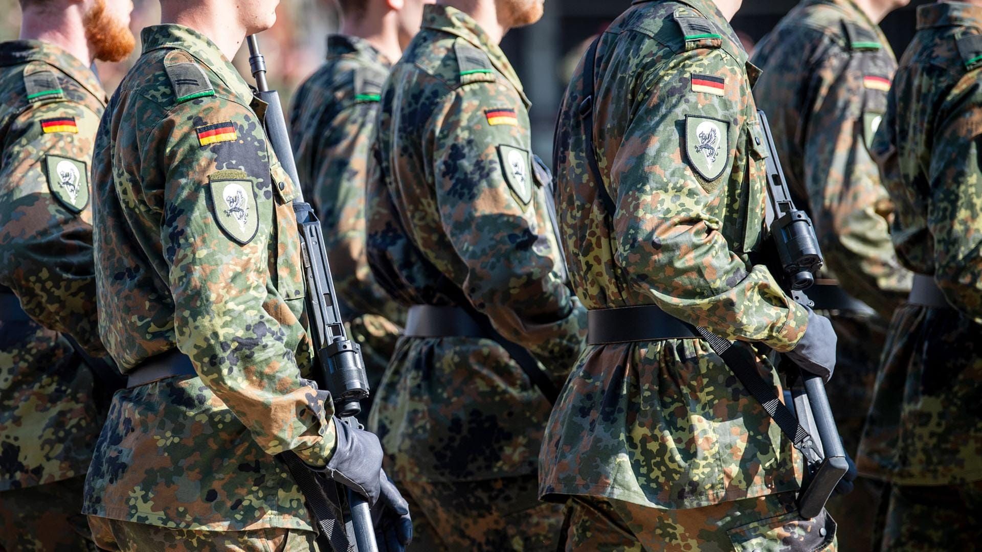 Warum immer mehr Menschen der Bundeswehr den Rücken kehren