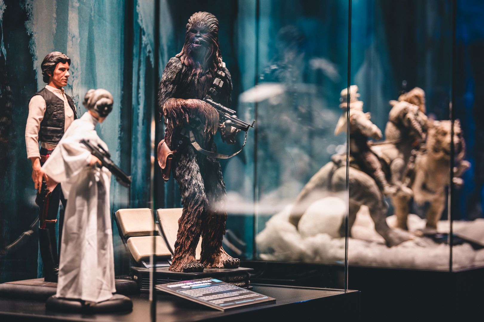 Weltweit größte Fanaustellung “The Fans Strike Back” in München präsentiert exklusiv den Fanfilm „Darkest Hour“