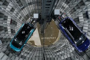 Wie das weichere Verbrenner-Ziel Mercedes, BMW und VW Zeit verschafft