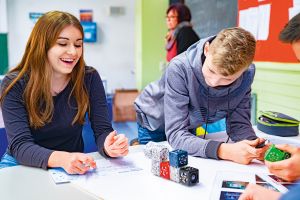 Wie Roboter „Laufen“ lernen: Heidelberger Schulklassen erkunden Zukunftsberufe