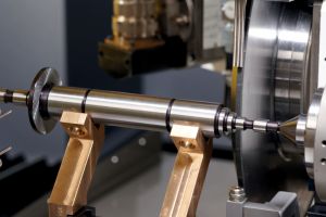 Wir schleifen an der Zukunft. Präzise. Intelligent. Nachhaltig.