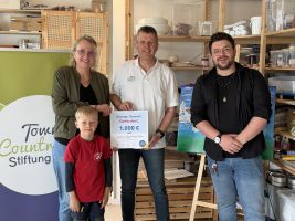 Wo Kinder Kunst entdecken: 1.000 € für das Bauernhof:Kunst:Atelier