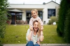 Wohngebäudeversicherung: uniVersa erhält Qualitätsurteil „Sehr gut“