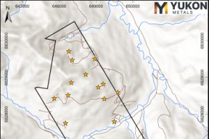Yukon Metals durchschneidet bei erstem Bohrprogramm 11,7 g/t Gold in umfassendem Erzgangsystem und erweitert Landpaket in Konzessionsgebiet Star River