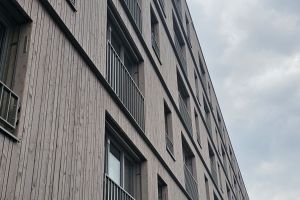 Z-Protect Profile: Effiziente Brandsperren für moderne Holzfassaden