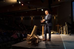 „Zäme verwurzlet – gmeinsam wachse“– Jahreskonferenz der Adventisten in der Deutschschweiz