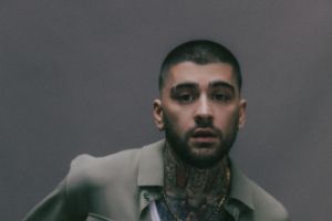 ZAYN hat eine Deluxe-Ausgabe von 'KONNAKOL' veröffentlicht, die drei brandneue Tracks enthält, während er sich auf eine Welttournee vorbereitet.
