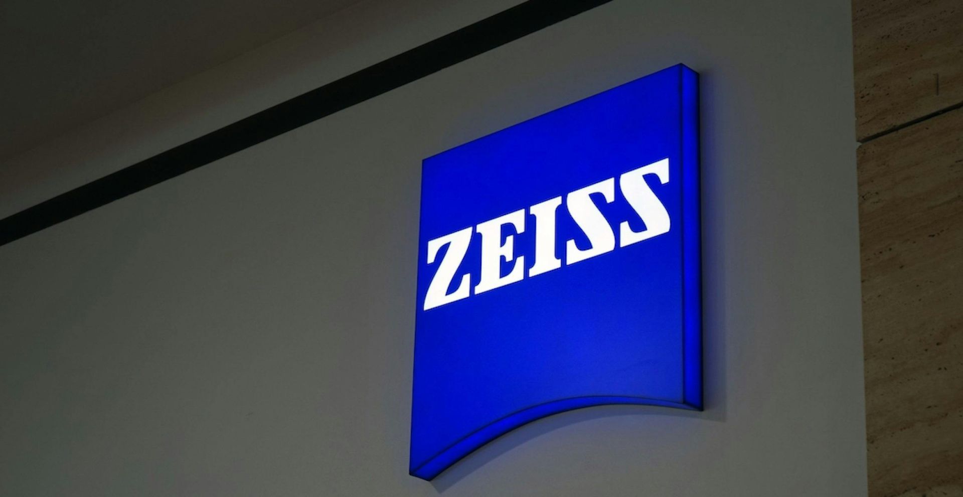 Zeiss wächst dank Chipsparte – Ausblick bleibt angespannt