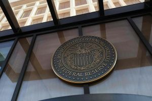 Zinssenkung trotz Spaltung: Die US-Notenbank unter Druck